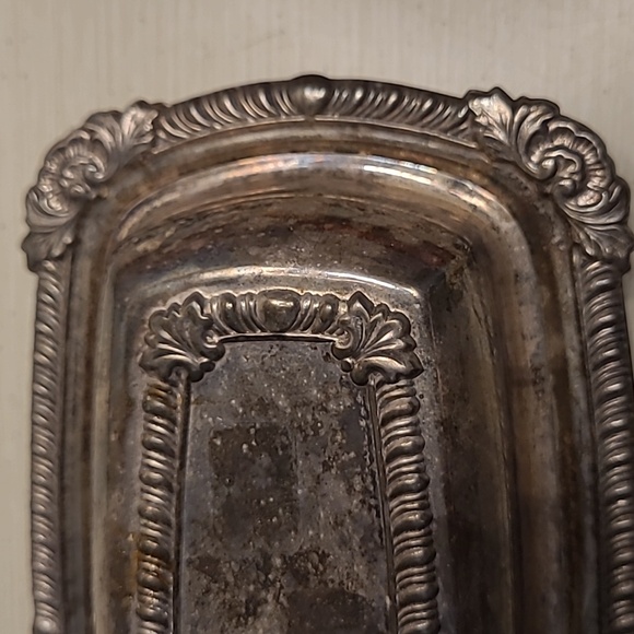 Vintage silver plated butter dish with original glass liner insert - Picture 9 of 12